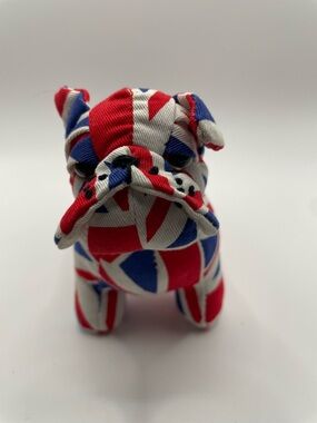 Dora Designs Union Jack Pattern British Bulldog Paperweight Red, White & Blue